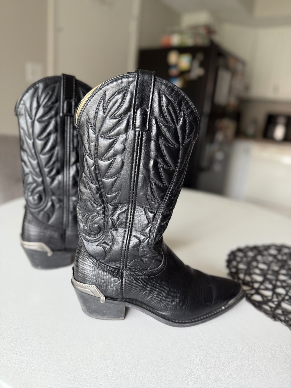 Men’s Dingo Black Leather Western Cowboy Boots with Silver Toe Accents - Picture 14 of 16